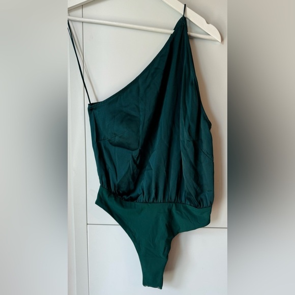 The Sei One Shoulder Silk‎ Bodysuit  in Lagoon Size 0 - Picture 3 of 5